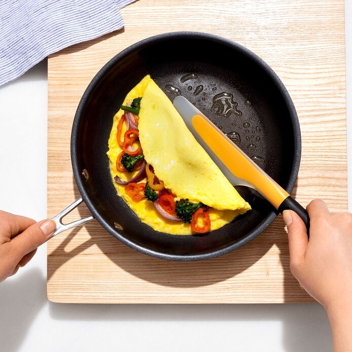 Small Flip & Fold Omelet Turner - US 1217