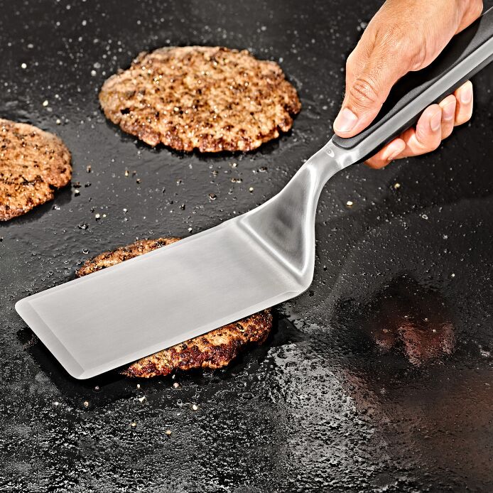Large Griddle Turner - US 1157